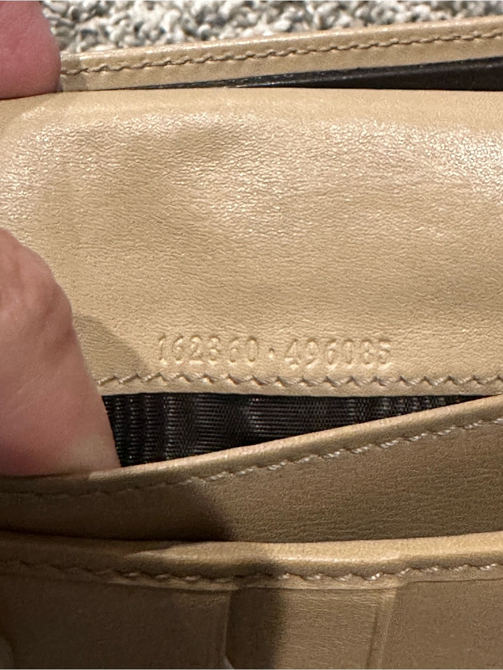 Gucci Metallic Tan GG Embossed Continental Wallet - Picture 6 of 12